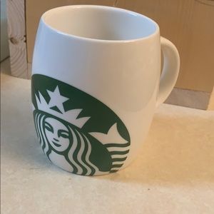Like new, no box, 2010 Starbuck’s coffee mug